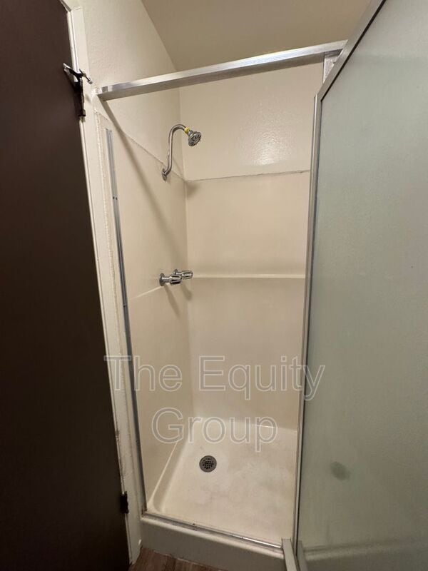 Building Photo - 3533 S County Center Dr