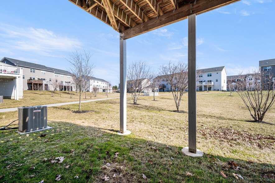 Building Photo - 1857 Boulder Dr