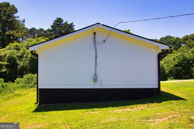 Building Photo - 10154 Allen Dr SW