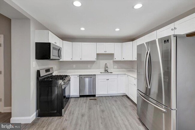 Building Photo - 1523 Beaver Heights Ln