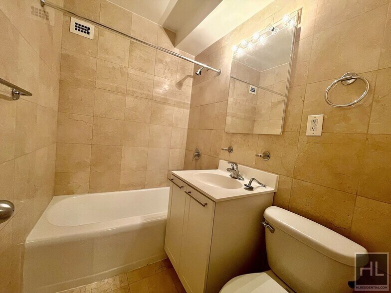 Building Photo - East 79th Street