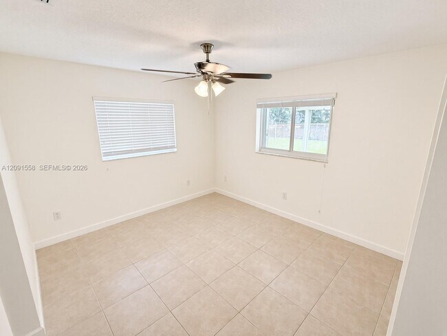Building Photo - 11450 SW 47th Terrace