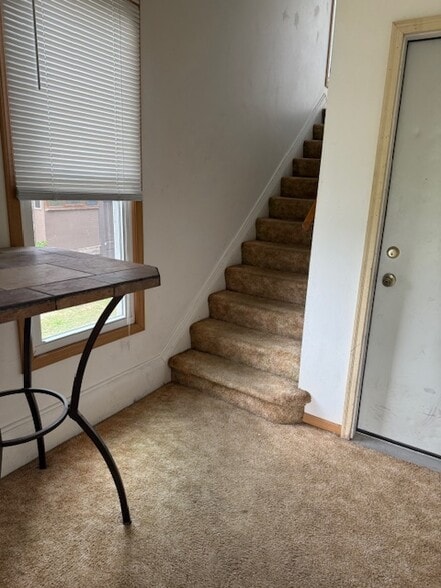 Building Photo - 126 10th St N