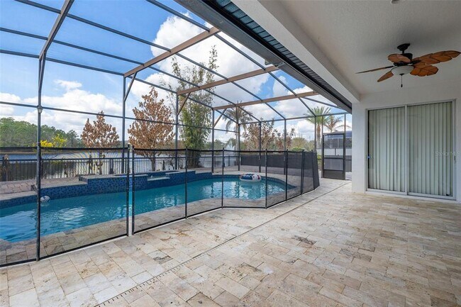 Building Photo - 9484 Walnut Crest Dr