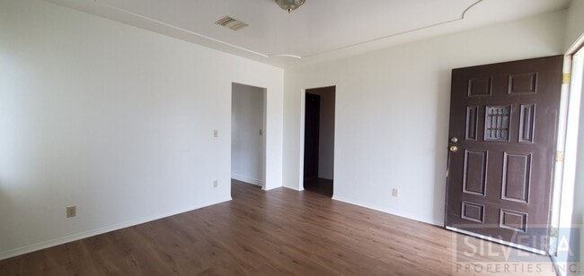 Building Photo - Cozy 2 bedroom 2 Bath home in Guadalupe