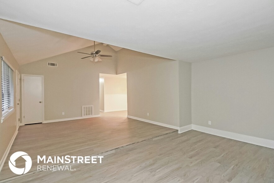 Building Photo - 10084 Silent Trail