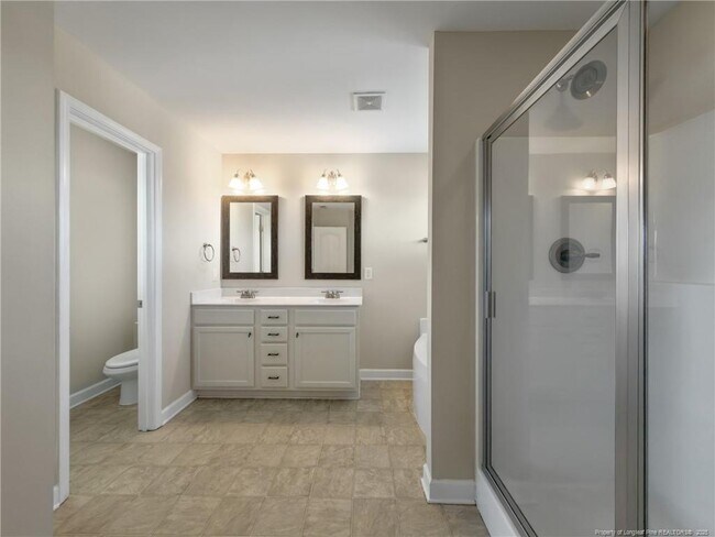 Building Photo - 20 Farrow Ct