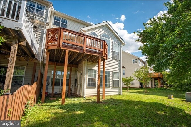 Building Photo - 44094 Saxony Terrace