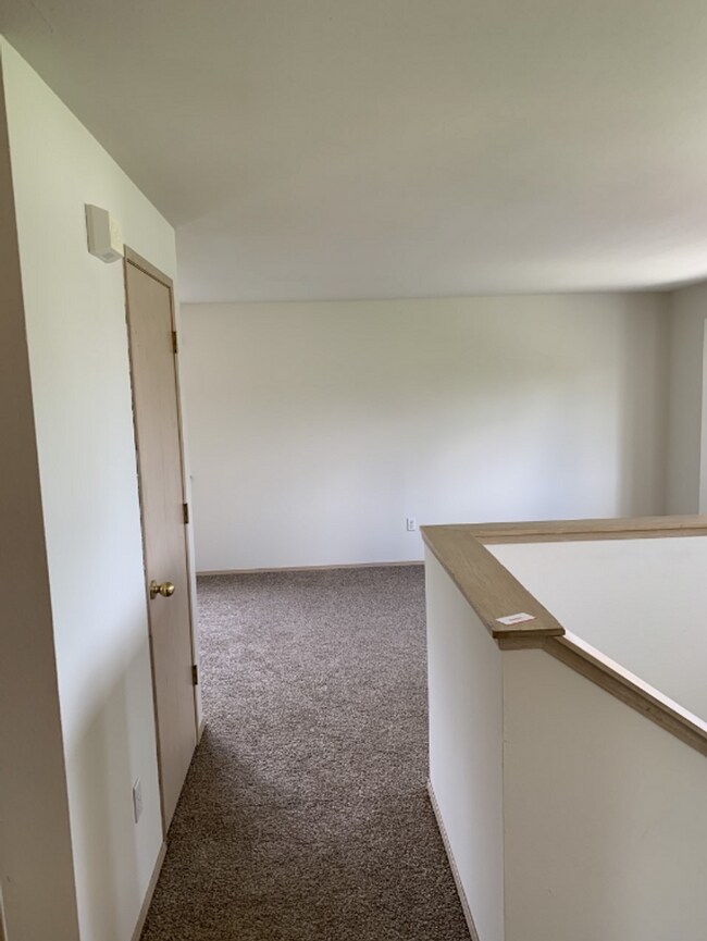 Building Photo - 321-R Street SE