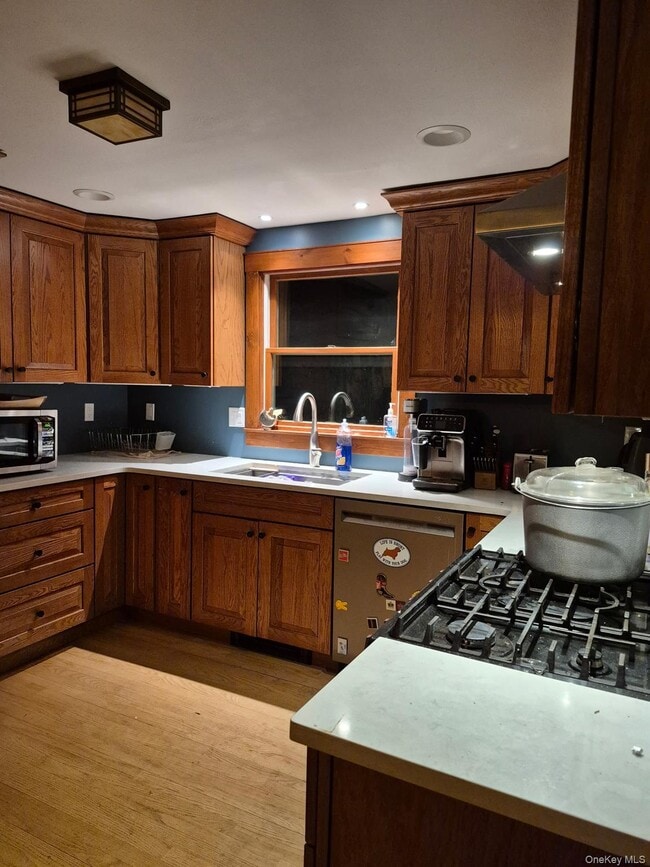 Building Photo - 57 Swannekin Rd