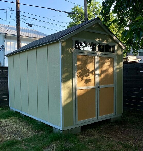 Fenced backyard, Shed - 1705 E 14th St