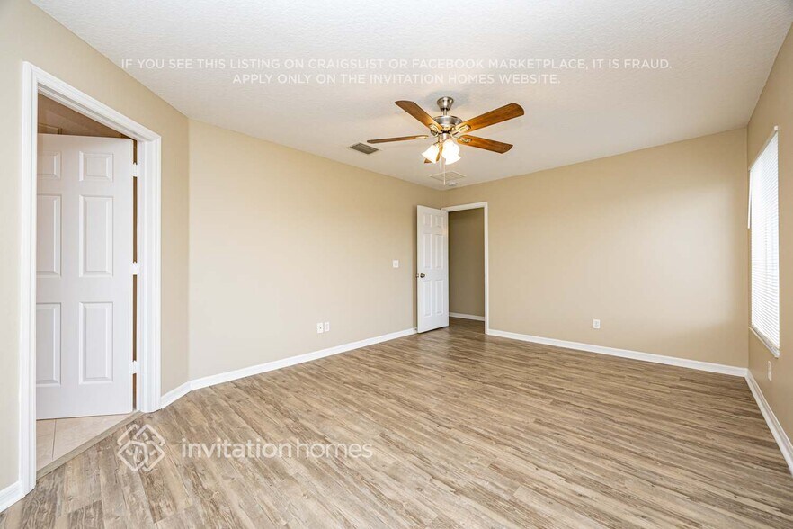 Building Photo - 11808 Brenford Crest Dr