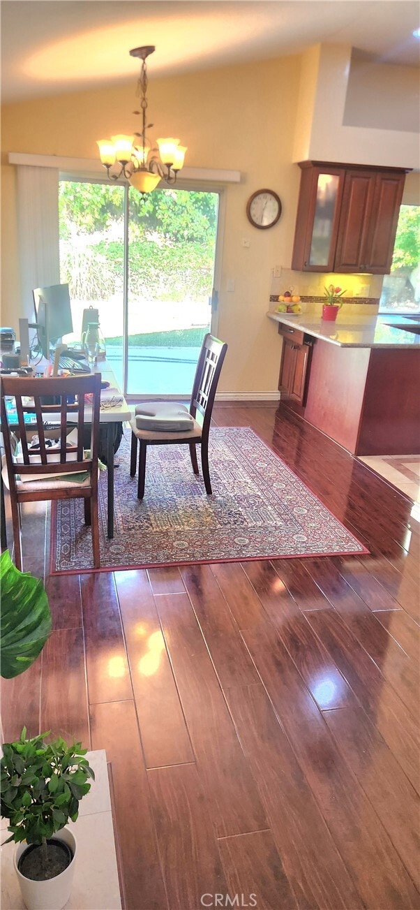 Building Photo - 20811 E Cliffside Ln