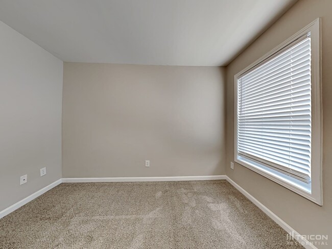 Building Photo - 2238 Orchard Park Cir NW