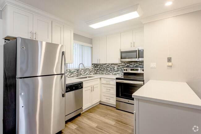 Interior Photo - Ramona