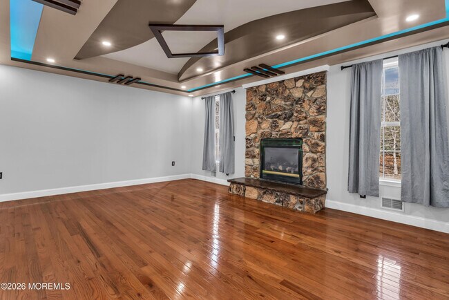 Building Photo - 4 Reuben Ct