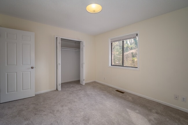 Building Photo - 72 Greenville Hwy