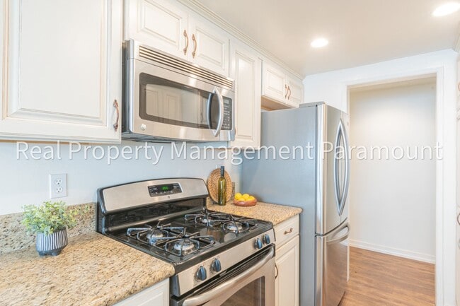 Building Photo - 2-Bedroom Condo for Rent – Spacious, Modern & Centrally Located!