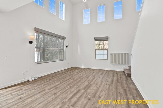 Building Photo - 136 Falcon Rdg