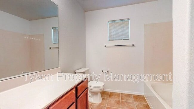 Building Photo - 9005 Hidden Spring Ave SW