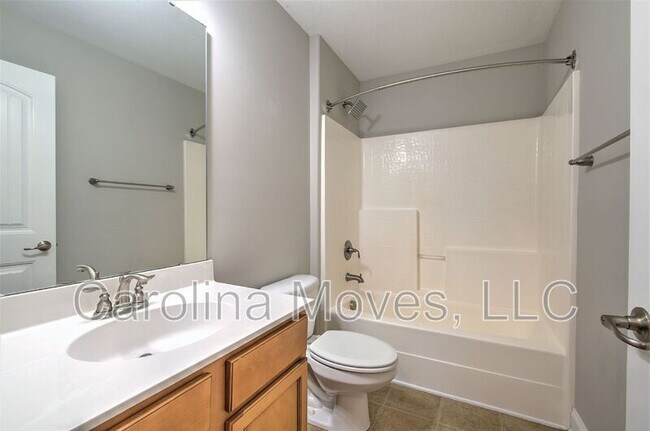 Building Photo - 836 Bayshore Ln