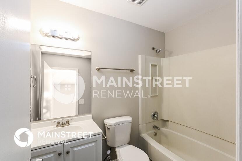 Building Photo - 4946 McAlpine Ln