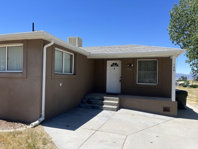 Building Photo - 798 S Coleman St