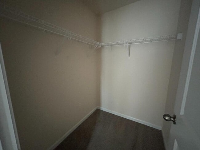 Building Photo - 283 Hampton Park Cir