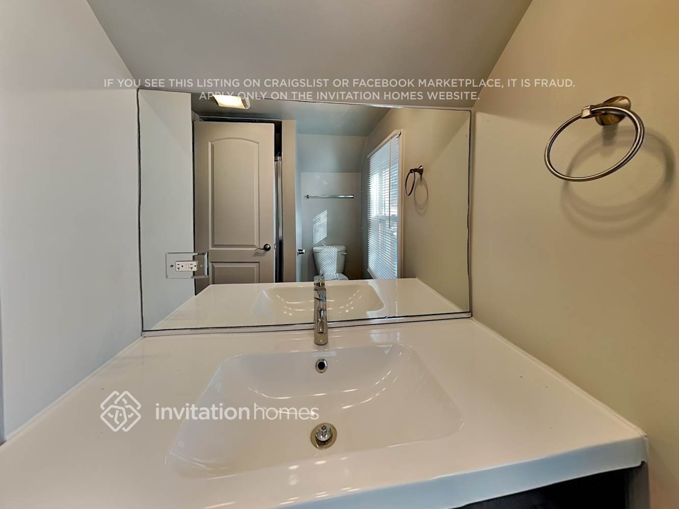 Building Photo - 10002 Merrimac Ave