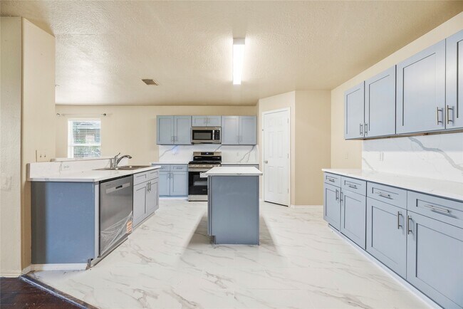 Building Photo - 19526 Cliffsage Ct