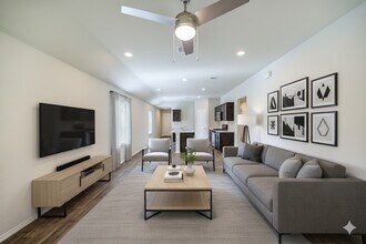 Building Photo - 16937 Rich Pines Dr