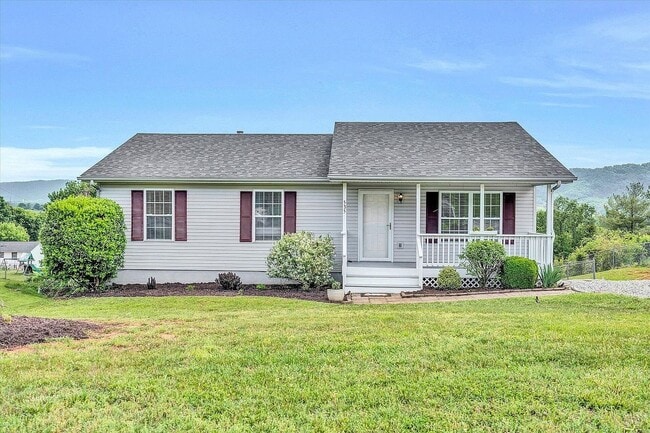 Building Photo - 535 Hillview Dr