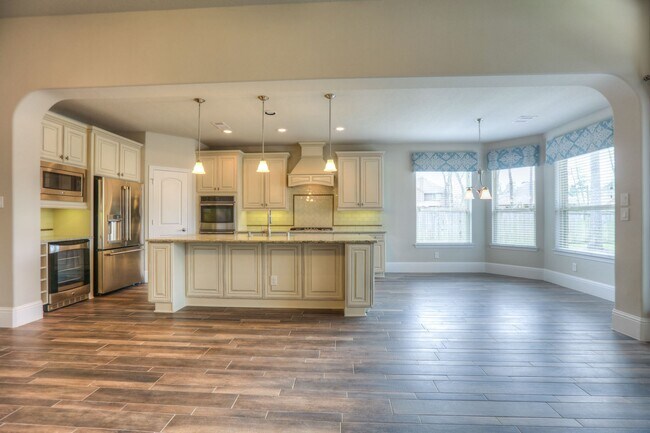Building Photo - 19 Cohasset Pl