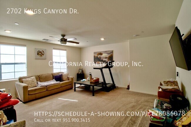 Building Photo - 2702 Kings Cyn Dr