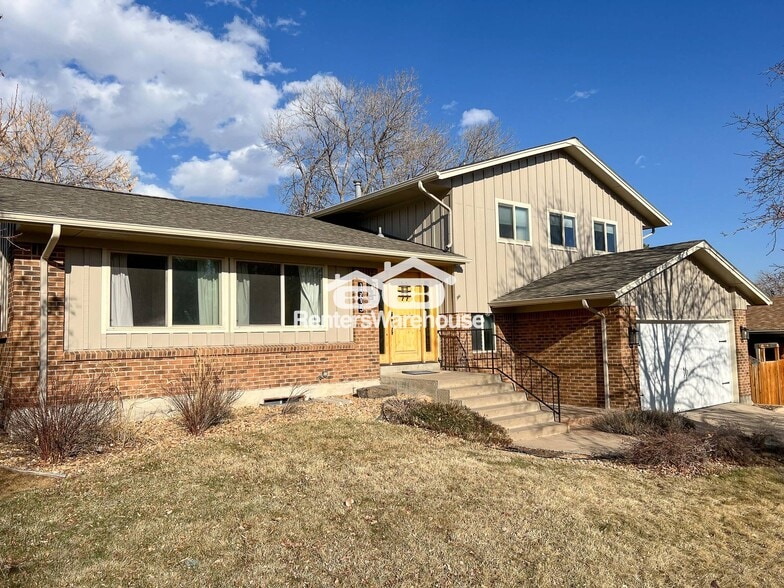 Primary Photo - 13535 W Warren Cir