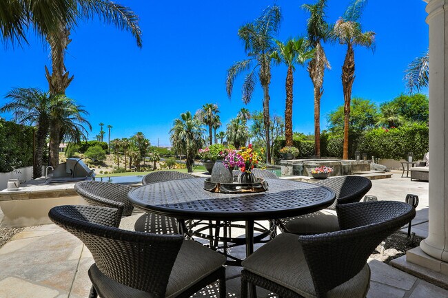 Building Photo - 48275 Vista Calico