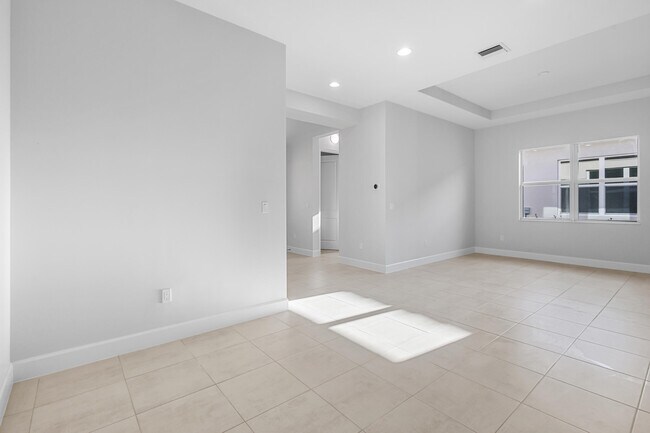 Building Photo - 14208 Lacebark Ln