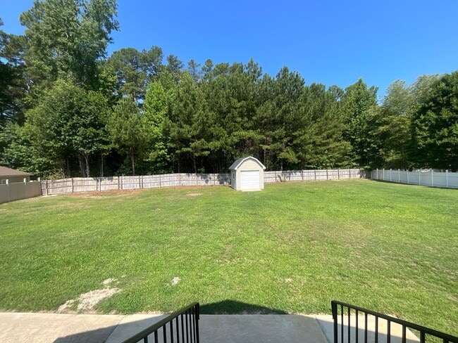 Building Photo - 404 Windover Dr
