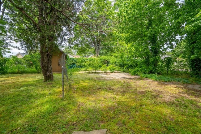 Building Photo - 112 N Delaware Pl