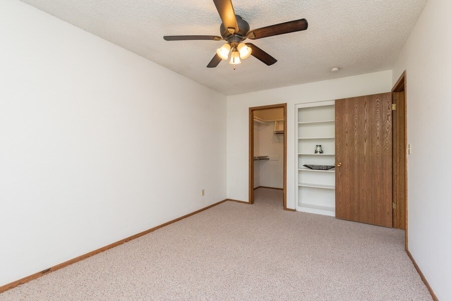 Building Photo - 318 Finkbine Ln