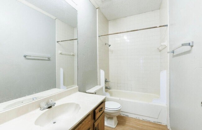 Building Photo - 7405 Avenue X