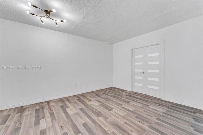 Building Photo - 1150 Euclid Ave