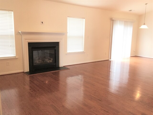 Building Photo - 10437 Samuels Way Dr