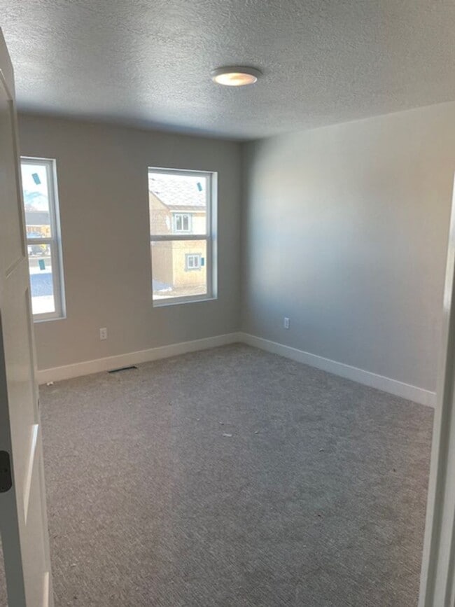 Building Photo - 1119 S 4350 W