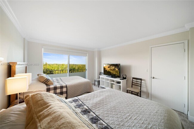 Building Photo - 155 Ocean Ln Dr