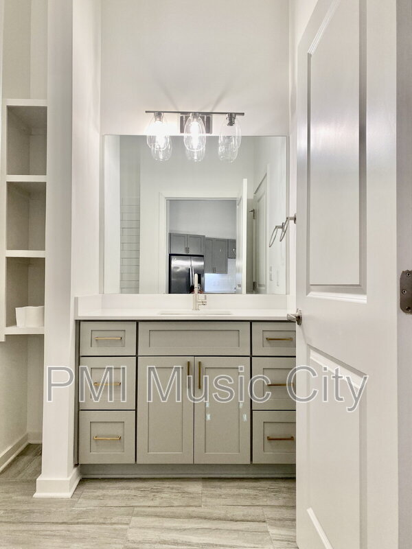 Building Photo - 1677 54th Ave N