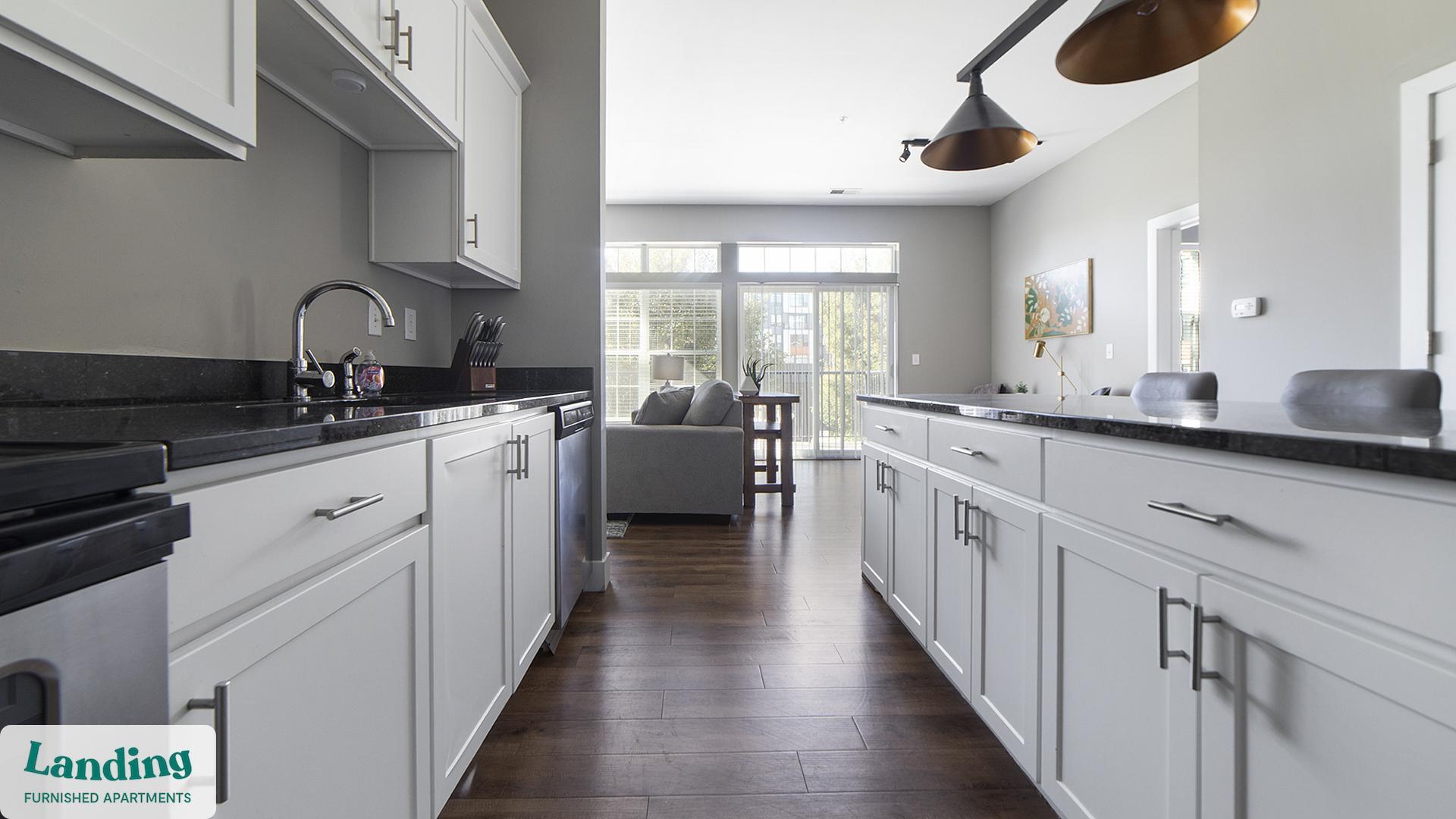 Building Photo - 41 E 9th Ave