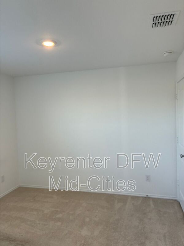 Building Photo - 2840 Eppright Dr