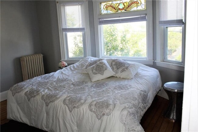 Building Photo - 25 W Narragansett Ave