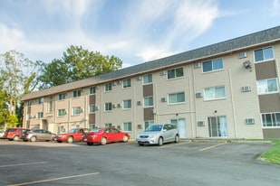 Building Photo - 1333 W Fairview Ave